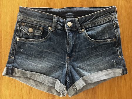 Kurze Jeansshorts Damen Gr. 34