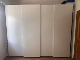 Kleiderschrank IKEA PAX weiss Schiebetüren guter Zustand