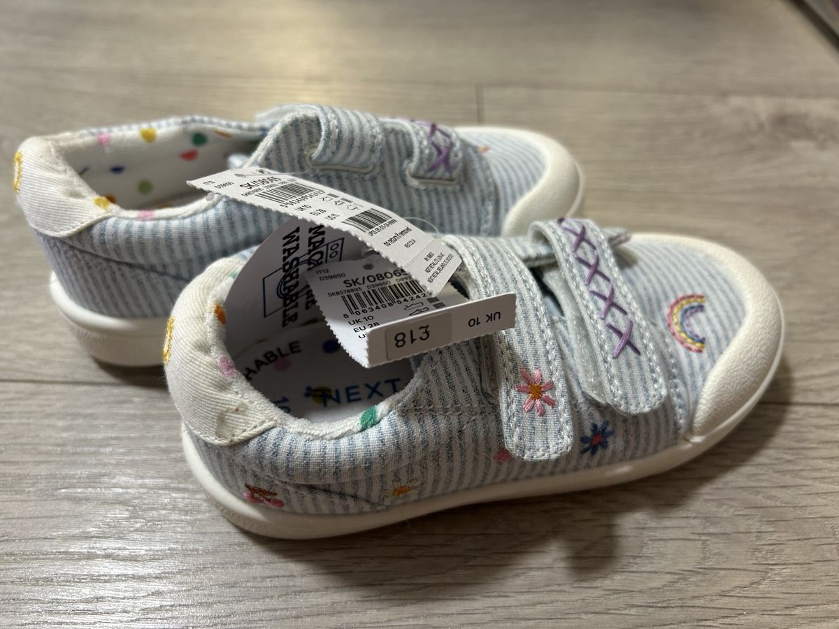 Scarpe per ragazzi: Sneakers Next New 28 – Nuovo (secondo la descrizione) da Untersiggenthal venduto da musicool 1