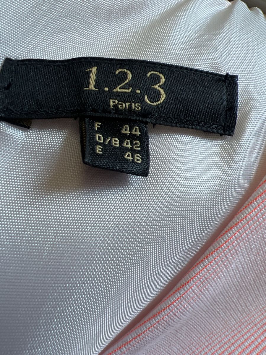 Maison 123 Vestiti: 1 robe taille 44 Maison 123 couleur rose – Usato da Charmey (Gruyère) venduto da Rolando6 2