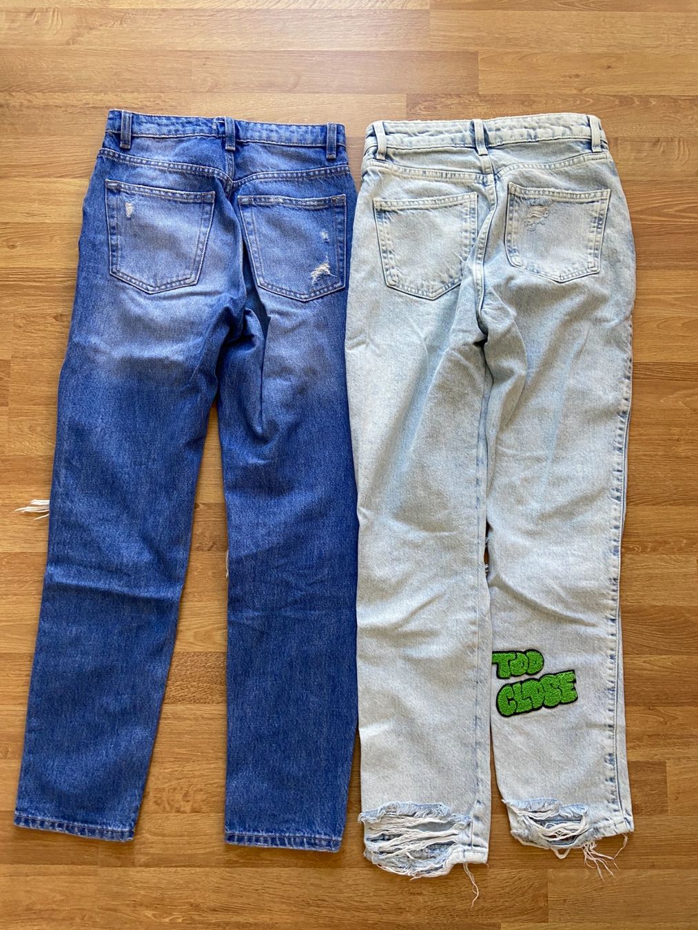Hosen: Poppige, crazy cut-out Jeans, Gr. 32 – Gebraucht aus Ehrendingen von CalvineT 1