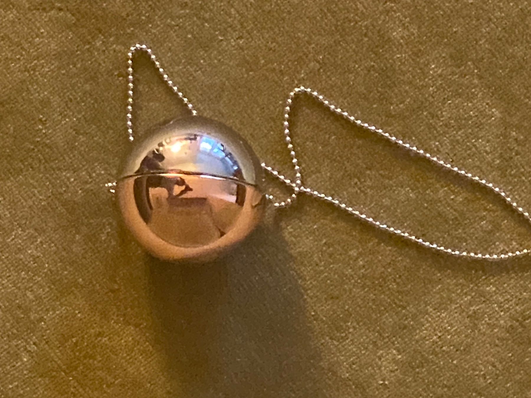 Catenine: Collier avec boule 2 couleurs – Usato da St-Blaise venduto da NSUTT1953 2
