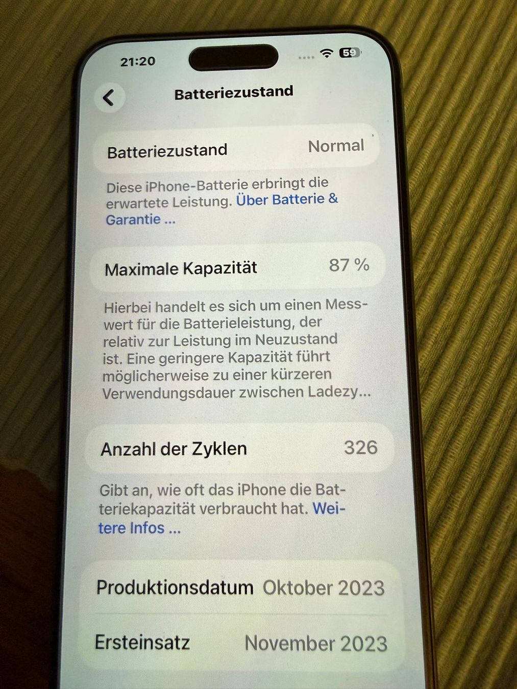 Apple Telefoni cellulari / Smartphones: iPhone 15pro max natural Titanium 256 GB – Usato da Ebikon venduto da el_carpincho 4