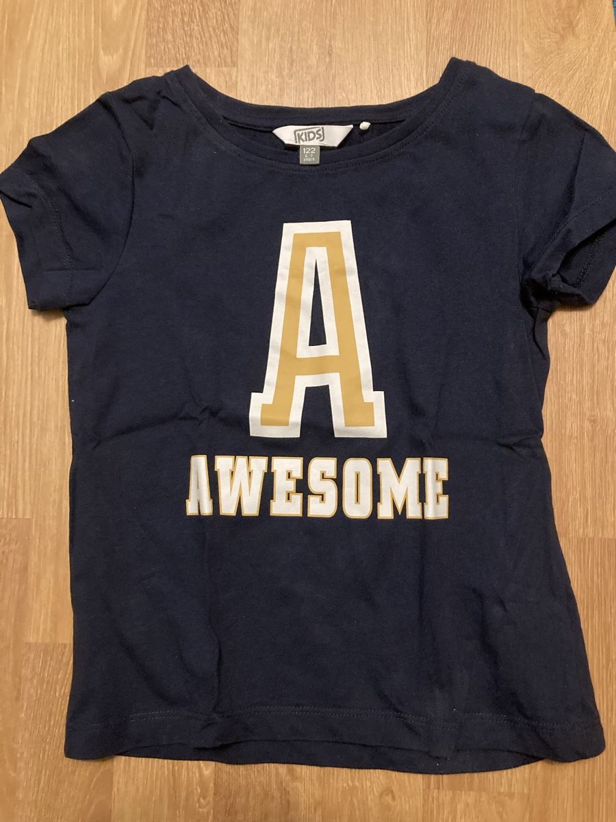 Camicie, T-shirt & Polo: Kinder Awesome Shirt Gr. 122 – Usato da Emmenbrücke venduto da JJ_89