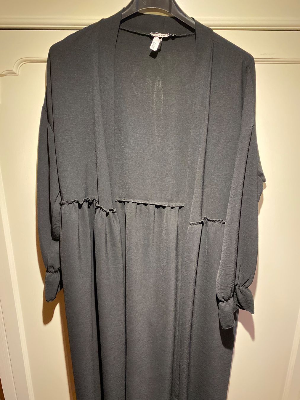 Vestes: DAMEN KLEID LANG,SCHWARZ – Neuf avec emballage d'origine à Meienried par ManuelaBoutique