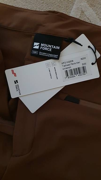 Pantaloni: NEU Mountainforce Trailheadhose – Usato da Rüti ZH venduto da la-93 1