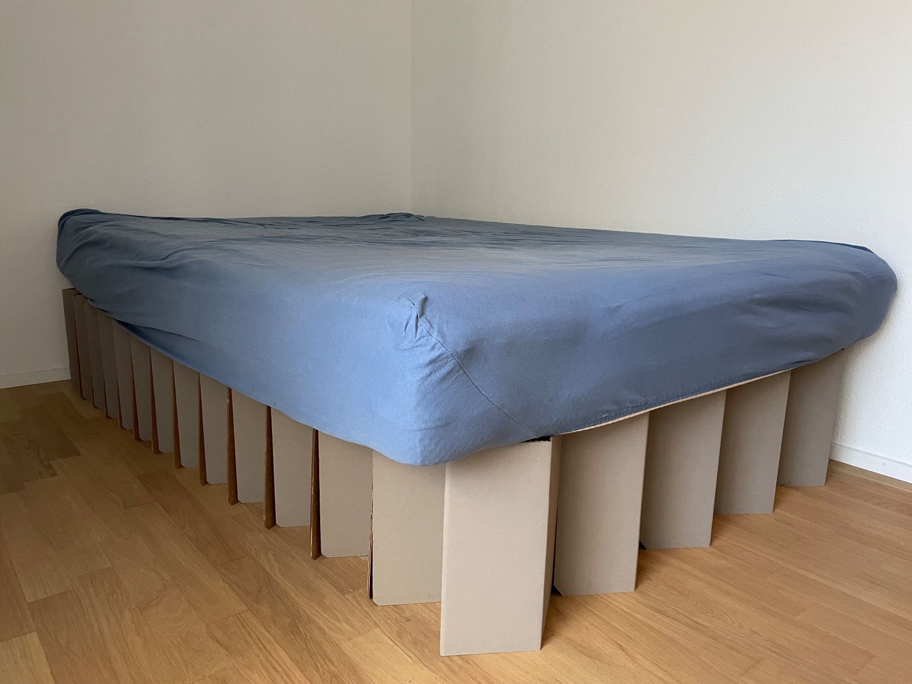 Betten: Room in a box - Bett 2.0 Medium – Gebraucht aus Luzern von Mona516 1