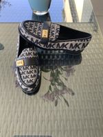 MK Loafers Grösse 36, Beige Schwarz Top Zustand für den Somm