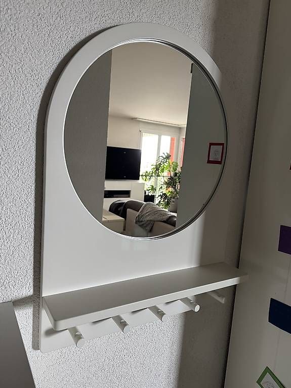 Ikea Spiegel: Weisser Spiegel SALTRÖD von IKEA – Gebraucht aus Wettswil von Person2