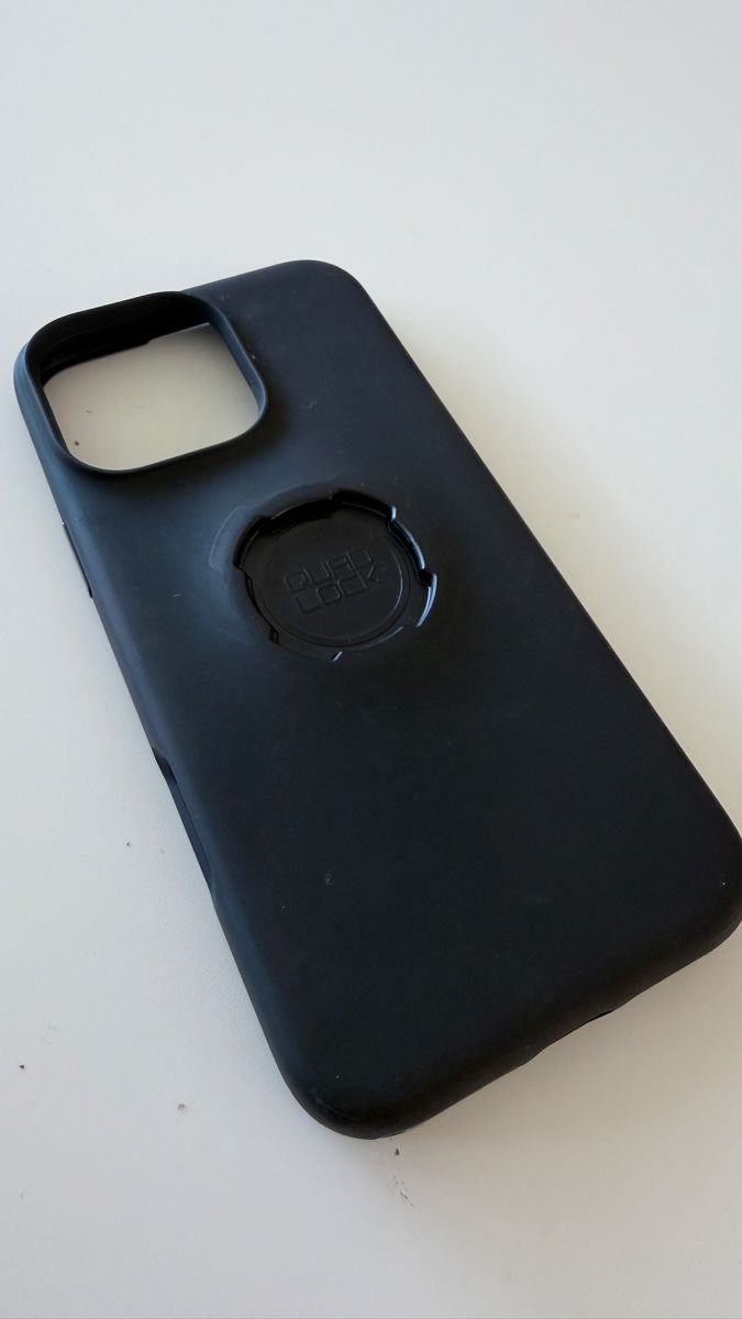 Quad Lock Covers & Schutzfolien: Quadlock Hülle iPhone 16 Pro Max, neuwertig  – Gebraucht aus Kappel am Albis von dmu_z9fb