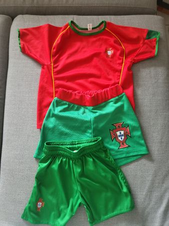 Ensemble foot Portugal enfant, taille 104/4 ans ⚽️