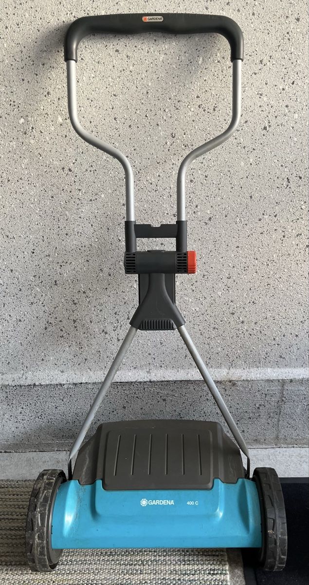 Gardena Tagliaerba: Gardena Spindelmäher 400C – Usato da Aesch BL venduto da flugsaurier73