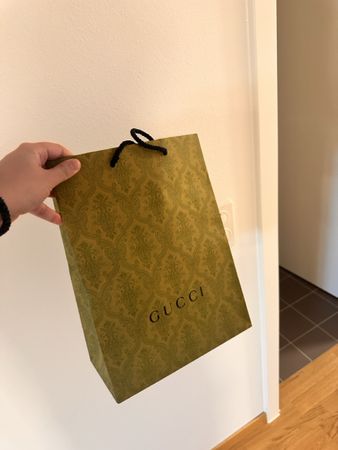 Gucci Tragetasche Papiertasche grün neuwertig