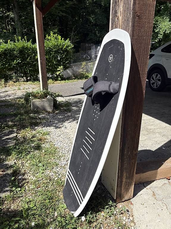 Surfboards & Schwimmbrette: Planche RideEngine – Gebraucht aus Grandson von dastag 2