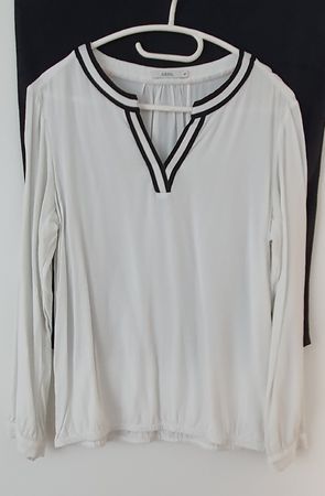 Cecil Bluse weiss mit schwarz umrandeten Ausschnitt, Gr. M