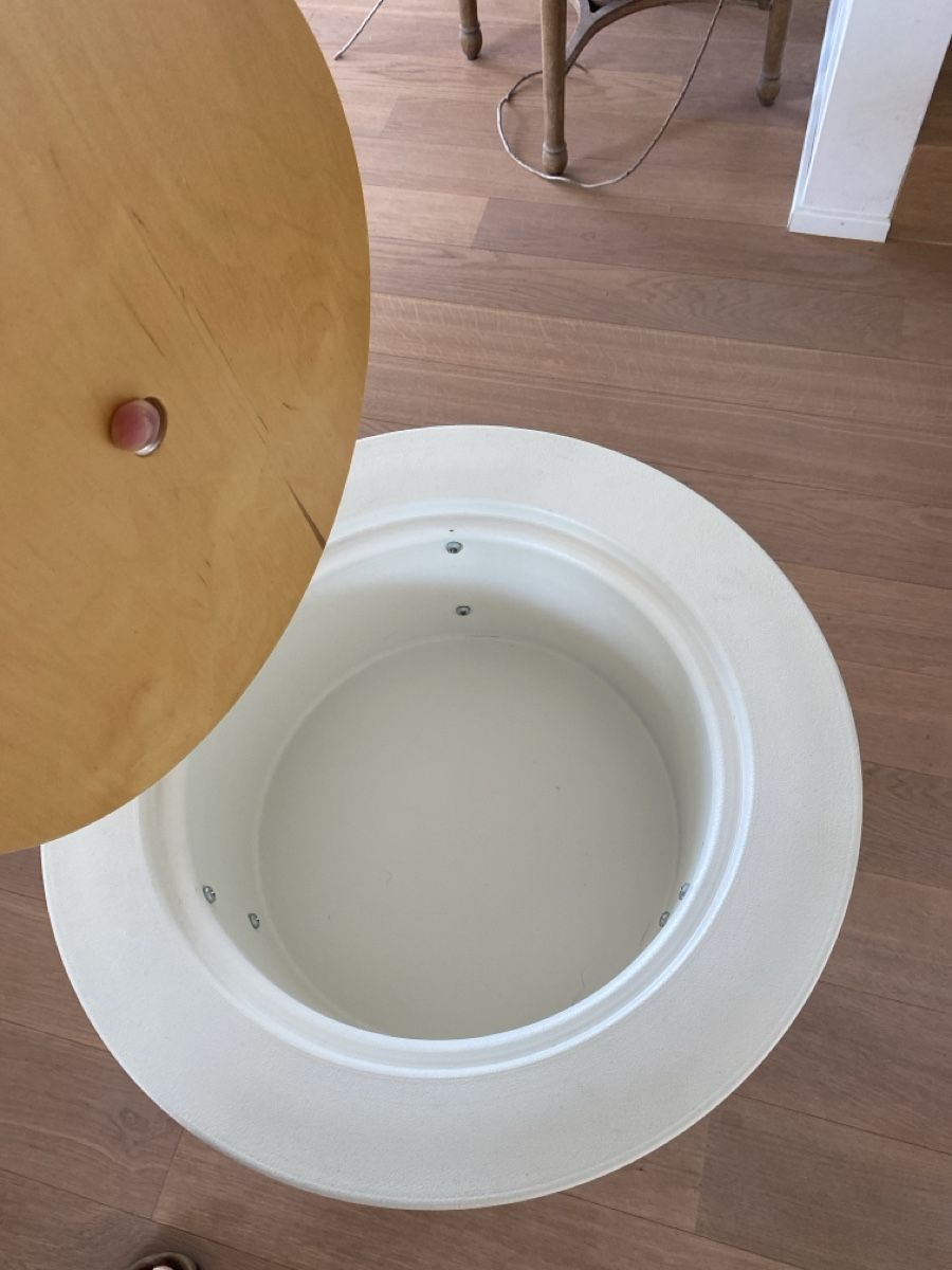 Ikea Comodini: Design IKEA PS Beistelltisch – Usato da Niederrohrdorf venduto da StefMont 1