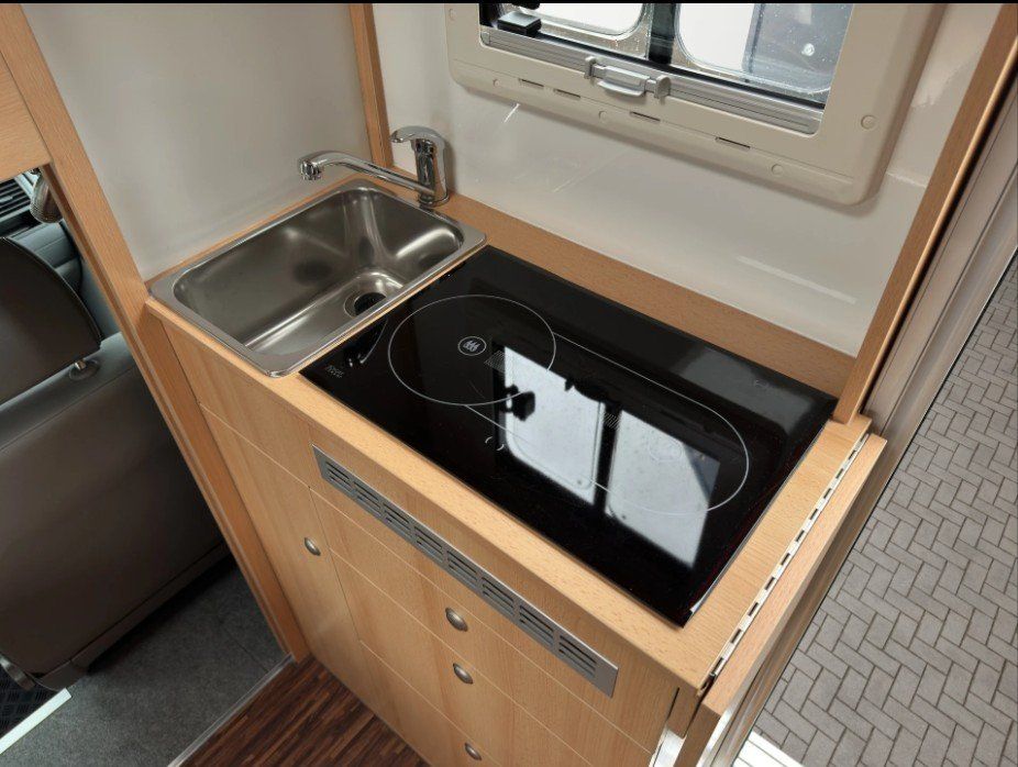 VW Camping Fahrzeuge: VW T5 Wölkle Autark Camper – Gebraucht aus Alpnach-Dorf von Hess-Automobile 7