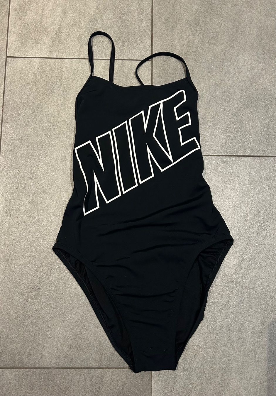 Nike Costumi da bagno & Bikini: Badeanzug Nike Gr. 32 – Nuovo (secondo la descrizione) da Wolfwil venduto da JeannineBader