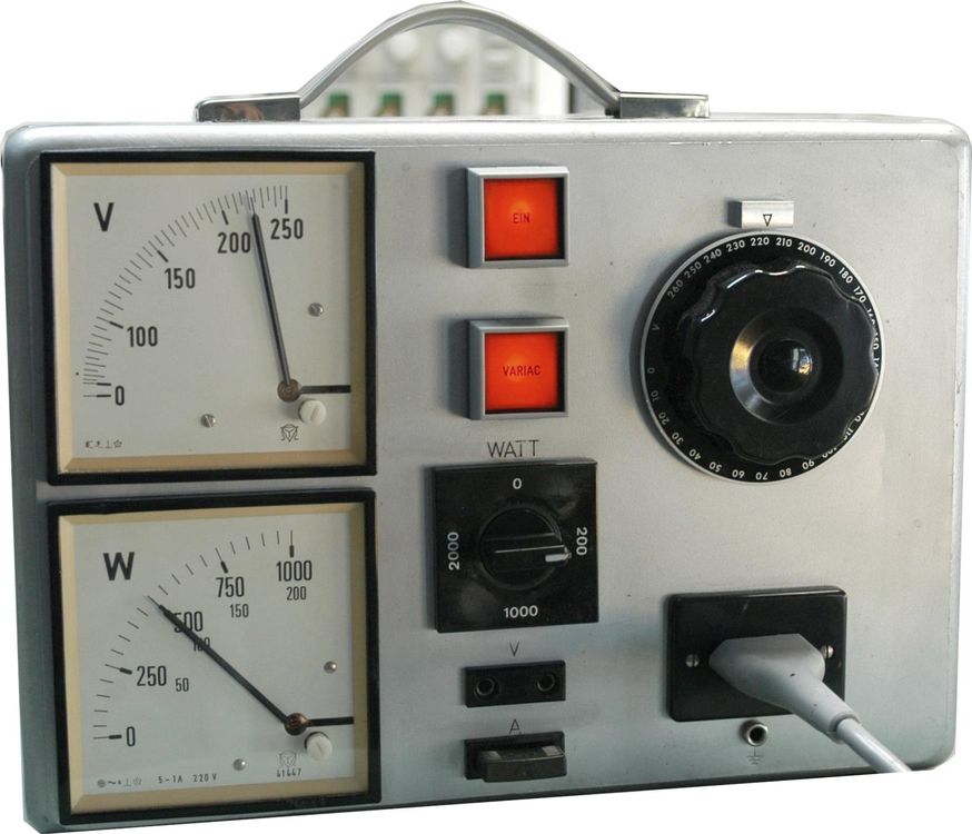 Variac mit Watt Meter im Gehäuse (Defekt) in Neuheim für CHF 222 – nur ...