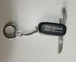 Taschenmesser Schlüsselanhänger mit Kapselheber, neuwertig.