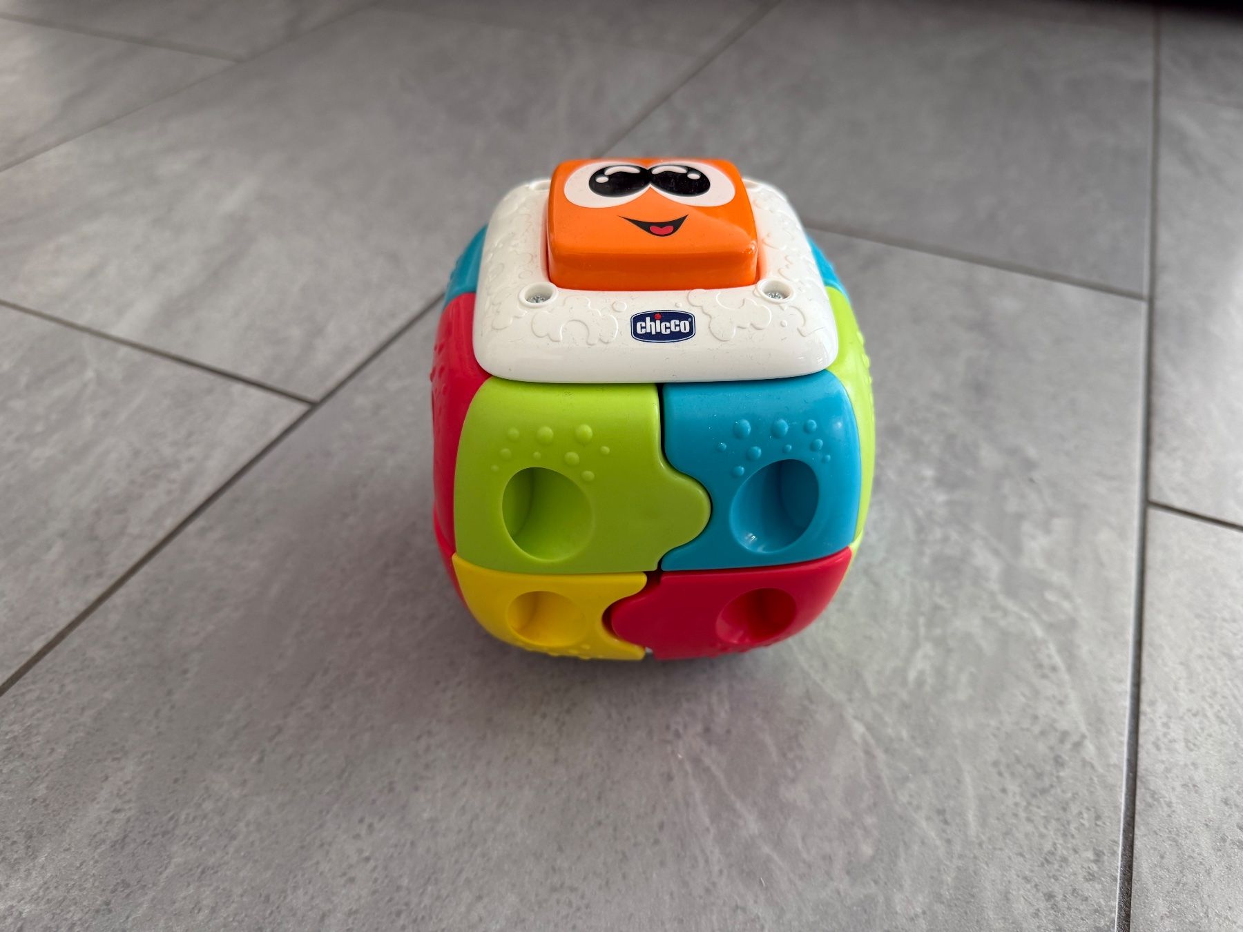 Chicco Giocattoli: Chicco 2 in 1 Q Block – Usato da Bülach venduto da Loredana13