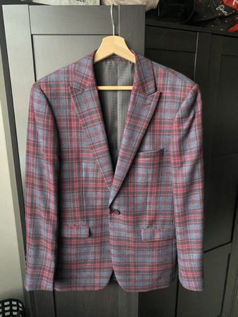 Schicker Herrenanzug Gr. 50 kariert rot/grau