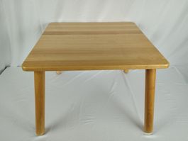 Kinder-Holztisch