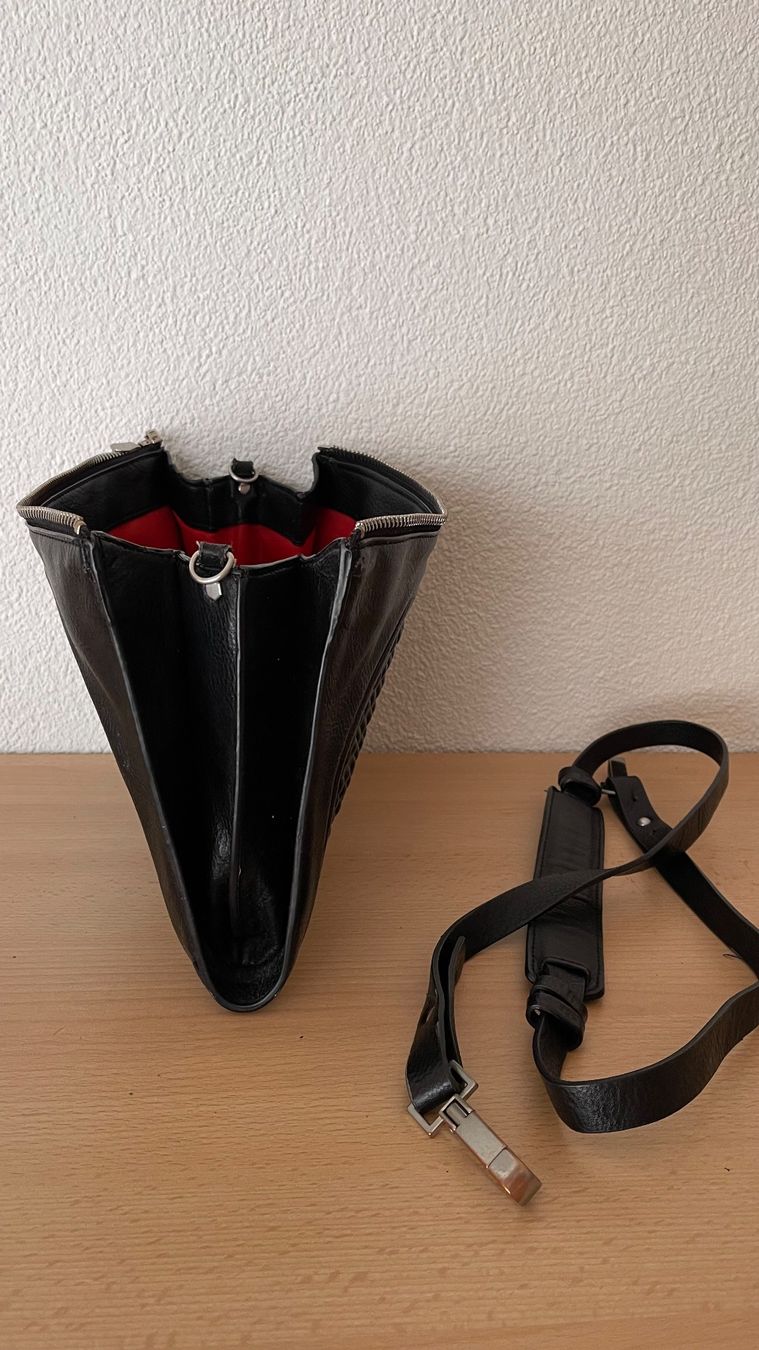 Zara Borse da donna: ZARA BASIC COLLECTION Clutch Tasche /NP65CHF Schwarz – Nuovo (secondo la descrizione) da Kölliken venduto da Prscoo 3