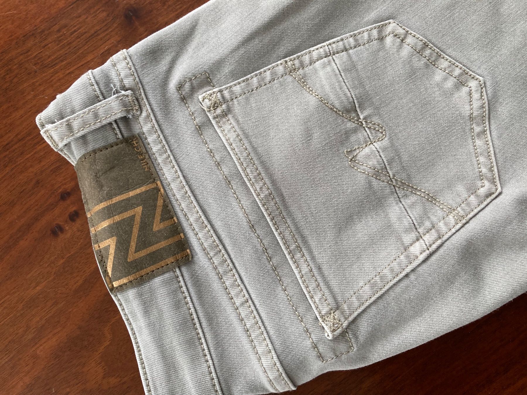 Nile Pantaloni: Nile Hose neu – Nuovo (secondo la descrizione) da Würenlos venduto da maxli012
