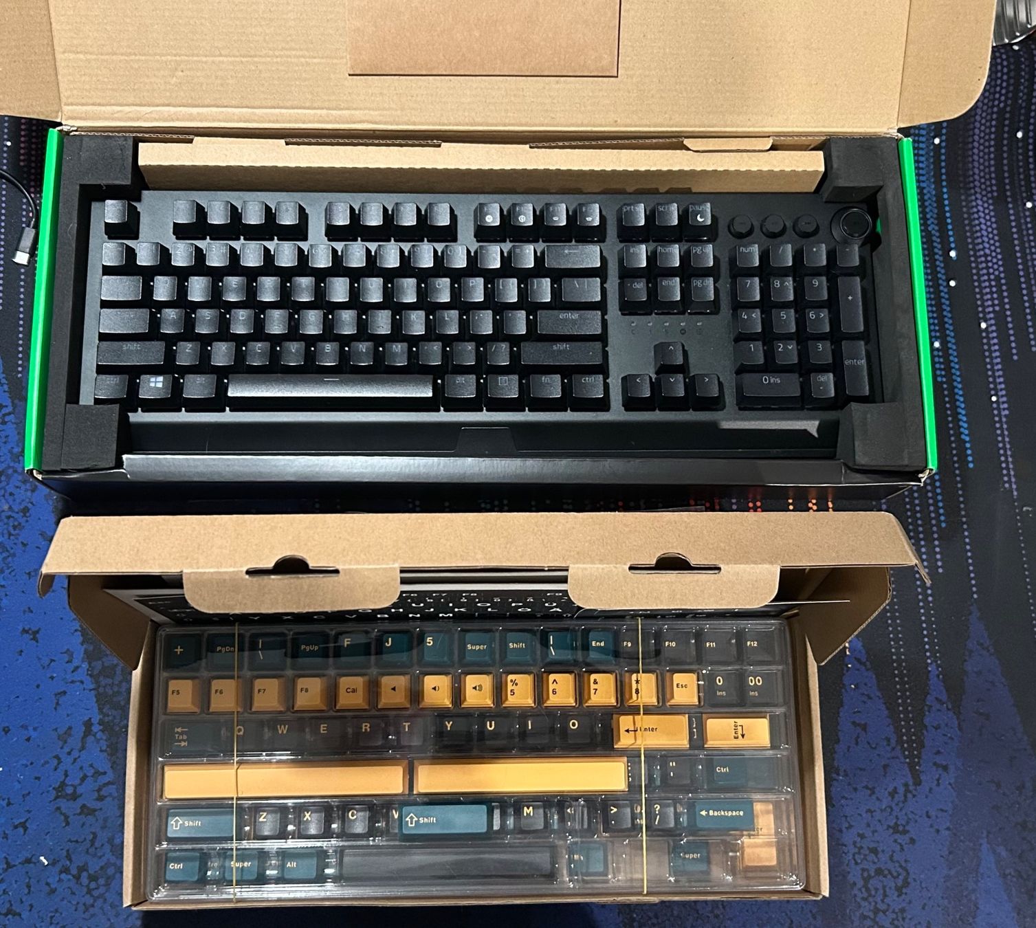 Razer Tastiere: Razer Blackwidow V3 Pro keyboard with EPOMAKER MARRS keycaps – Usato da Basel venduto da petergy 4