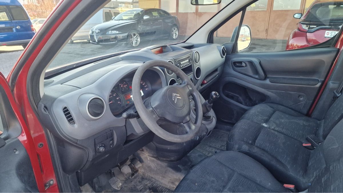 Citroën Automobili: Citroen Berlingo 1.6HDi – Usato da Immensee venduto da Finoli.ch 6