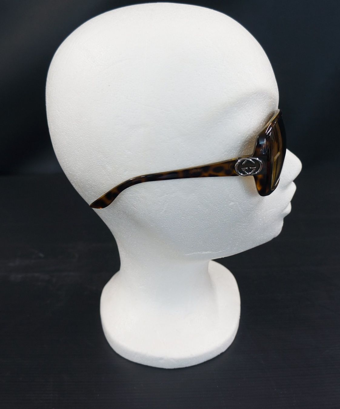 Gucci Lunettes & Verres: Oversized-Gucci Damen Sonnenbrille – D'occasion à Basel par bk_brockibasel 1