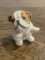 Keramik Figur Bulldogge weiss braun guter Zustand