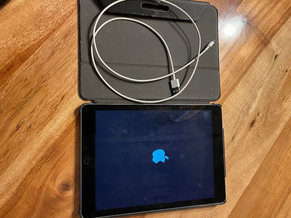 ipad 2 (Gebraucht) in Ebmatingen für CHF 30 – mit Lieferung auf Ricardo ...