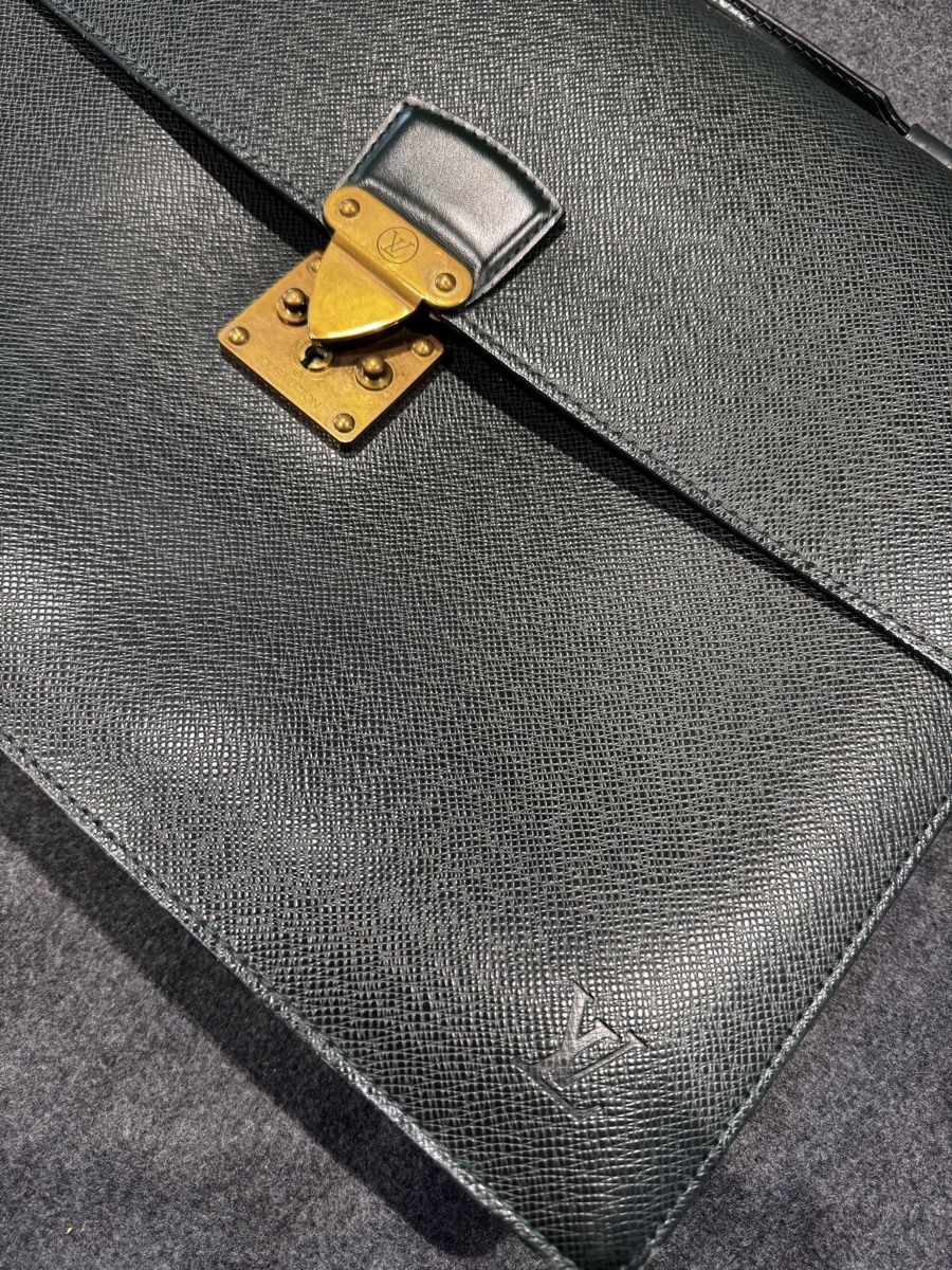 Louis Vuitton Valigie & Borse: Louis Vuitton Aktentasche – Usato da Liestal venduto da KLAG 2