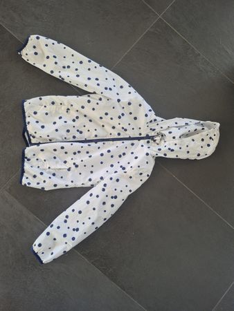 Dünne Windjacke OVS Gr. 134