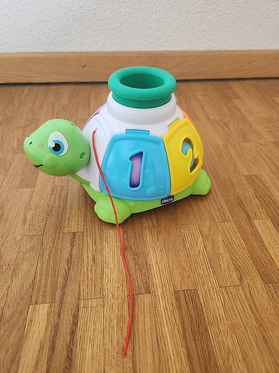 Chicco Giocattoli: Chicco Sortierspiel Schildkröte – Usato da Frauenfeld venduto da Michomitpe