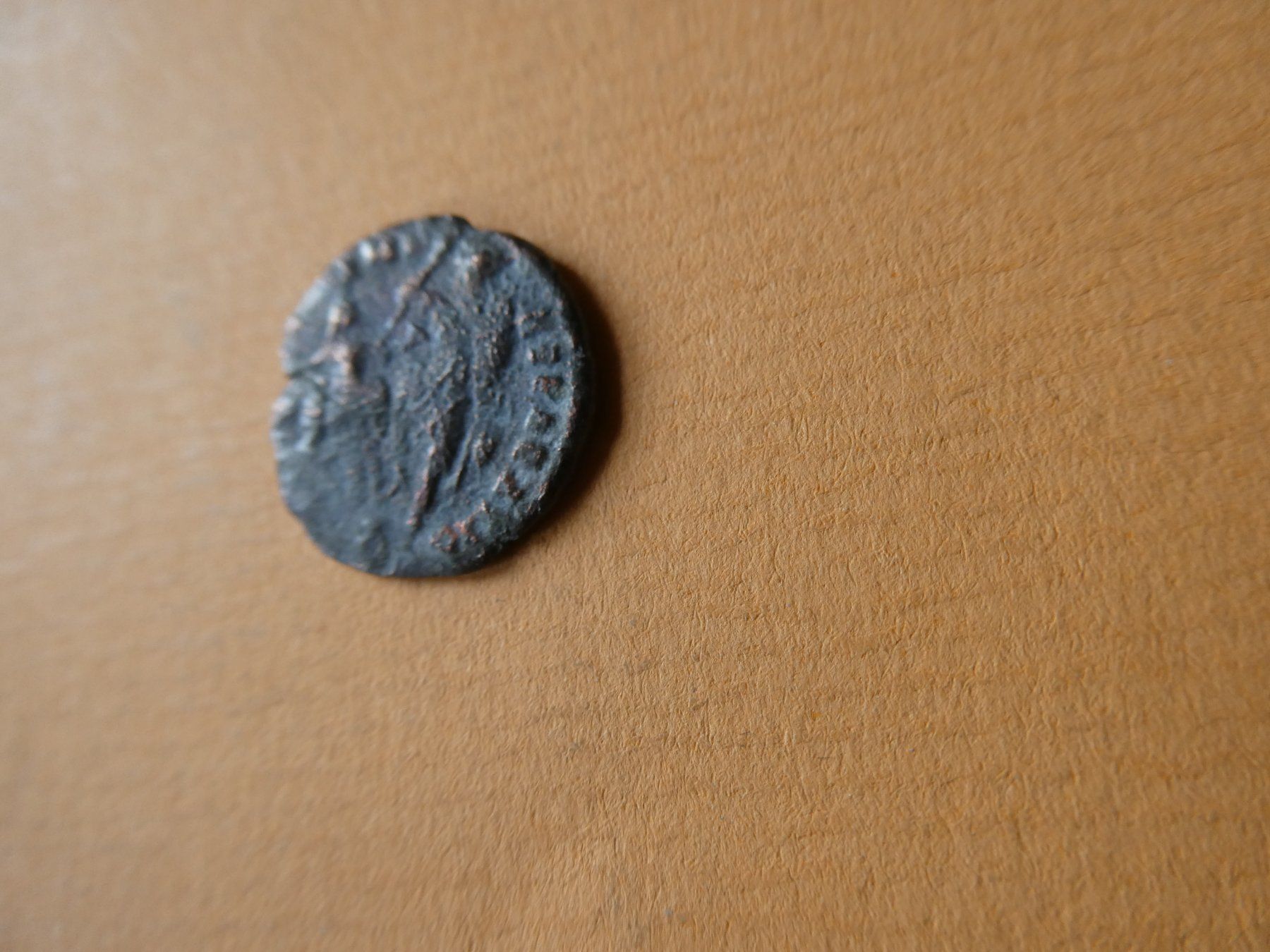 Tutti le monete: uralte Bronzemünze  17 mm     1.61 g – Usato da Hinterforst venduto da Rohusri 3