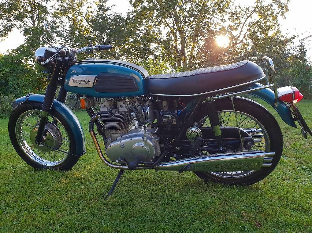 Triumph Strada: Triumph Trident t150 1969 prima seria – Usato da Feldkirch venduto da koarli 1