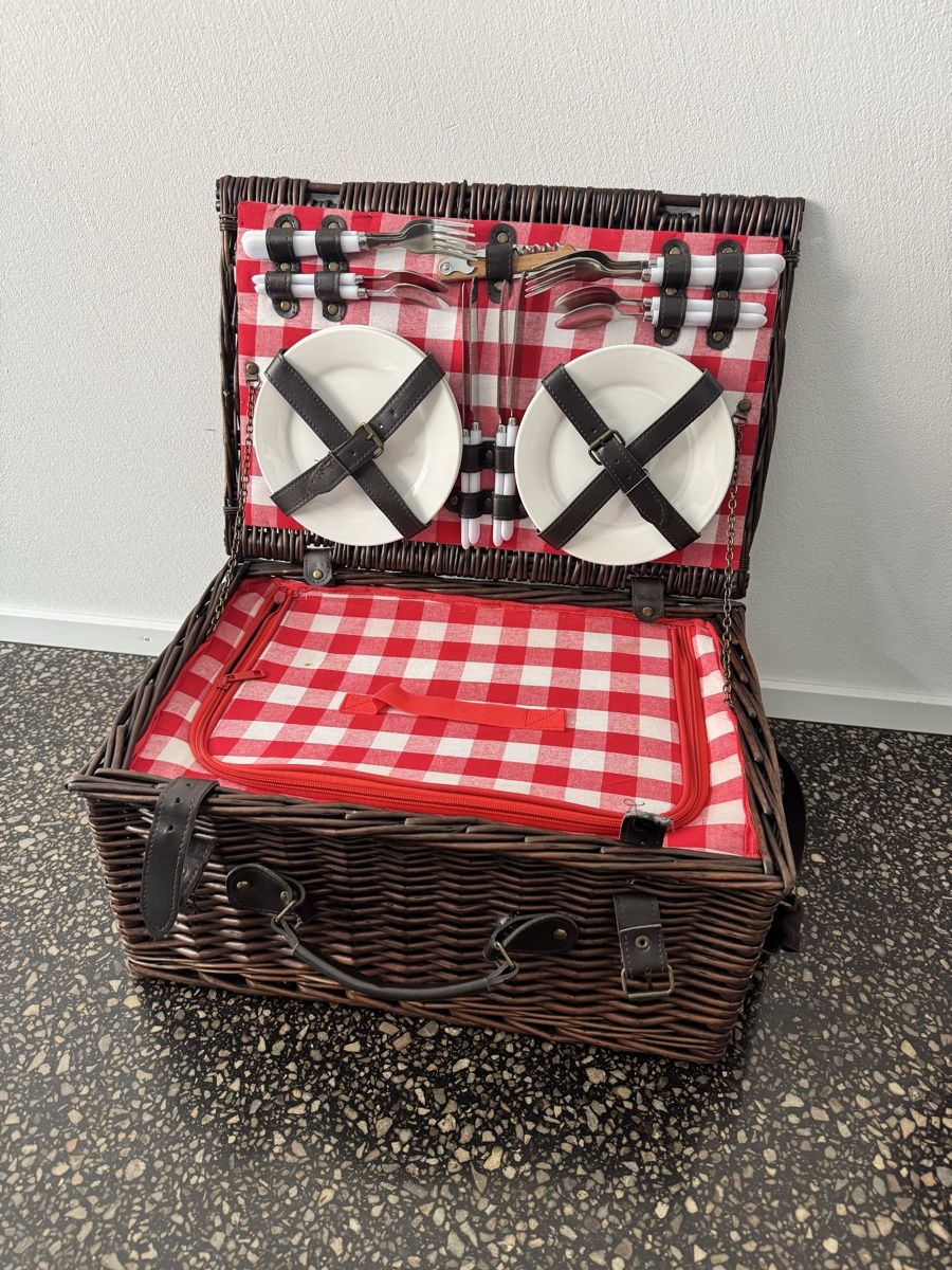 Altro per la casa: Picnic basket for 4 – Usato da Zürich venduto da gva_r9gs