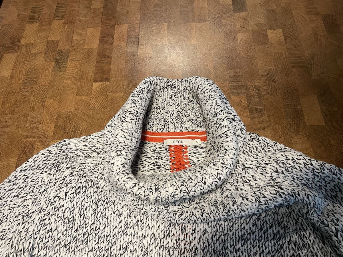 Cecil Maglioni & Felpe: schwarz weisser Strickpullover mit Kragen, Cecil, Gr S – Usato da Bern venduto da AnnaS13 1