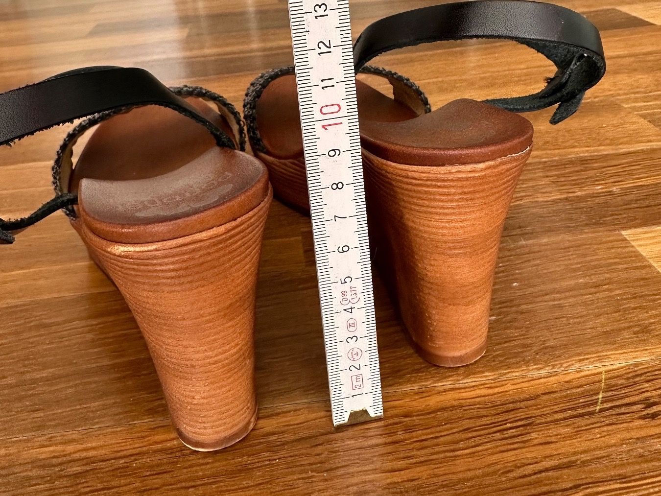Scarpe da donna: Keilsandaletten Grösse 36 – Usato da Neunkirch venduto da misach69 2