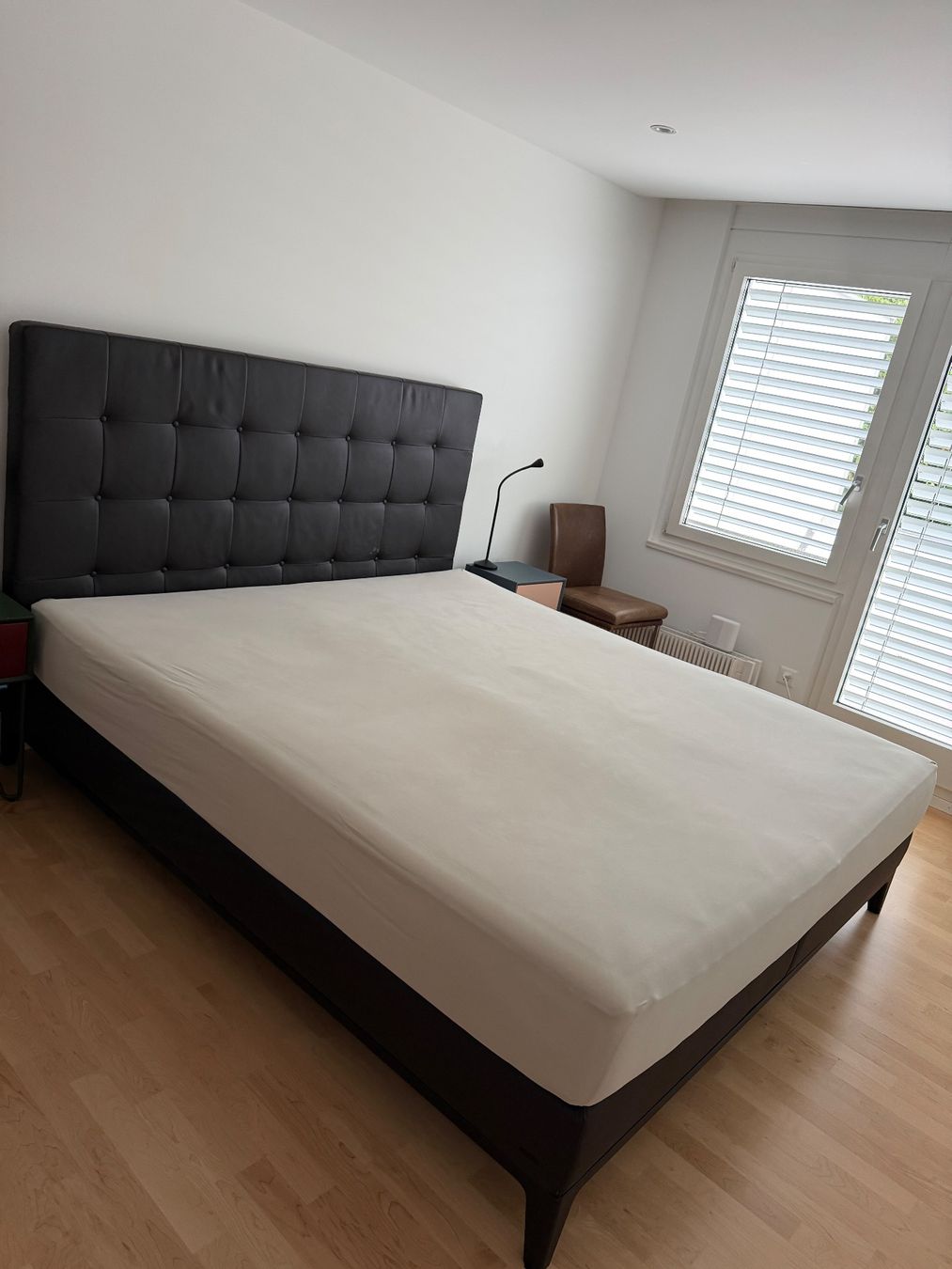 Letti: Luxus Auping Boxspringbett Criade mit 2 Motoren Leder – Usato da Zug venduto da mel_kyra 4