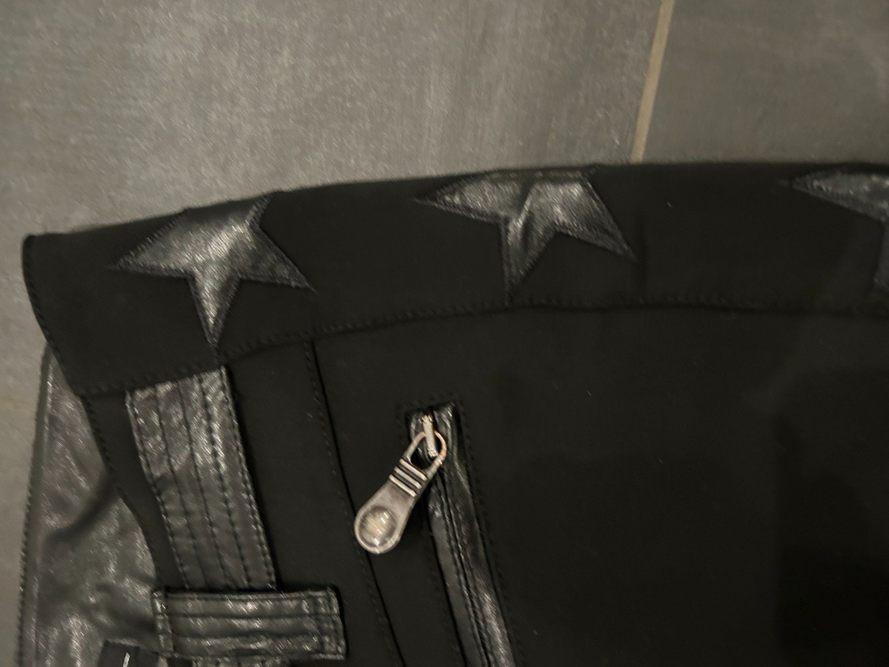 Hosen: Coole schwarze Skihose Gr. 34 Damen Winter – Gebraucht aus Mörel von jac_rq58 3