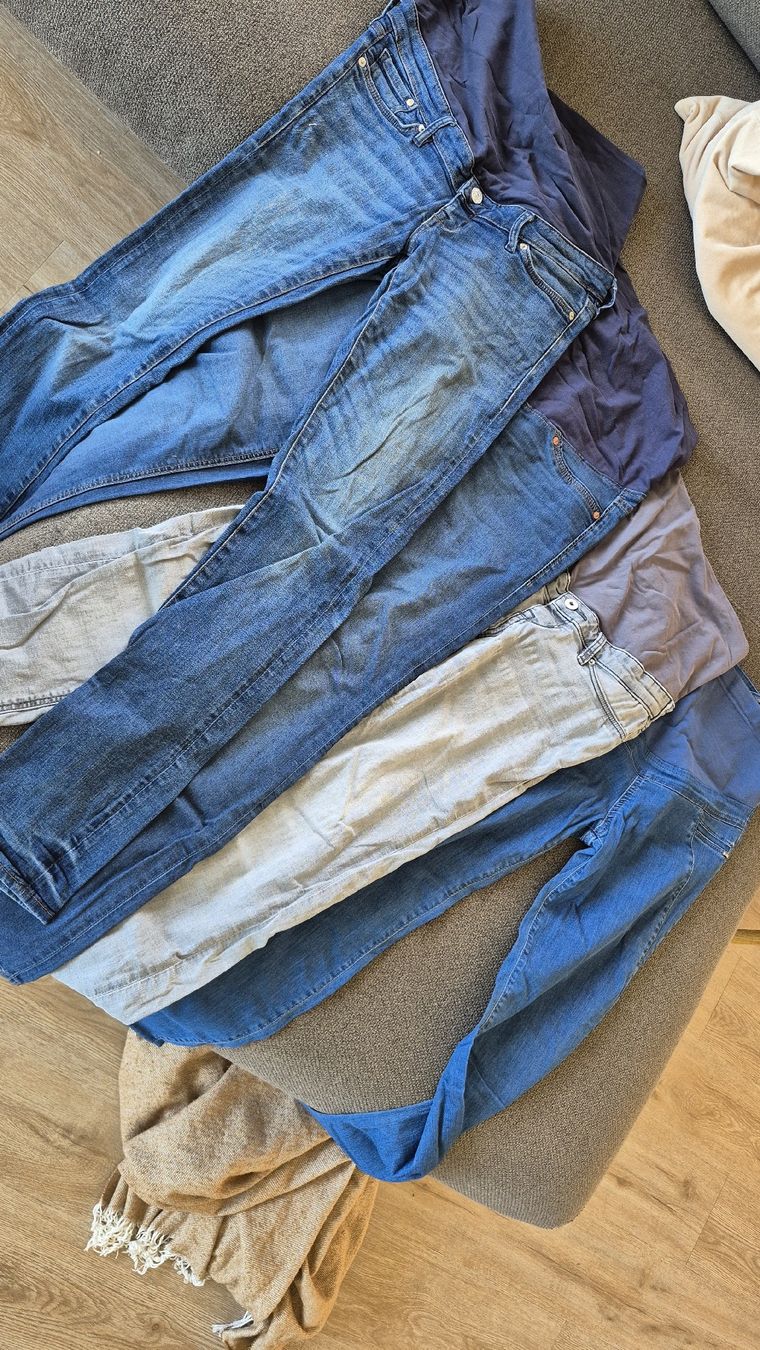 Pantaloni: Schwangerschaftshosen, S- M – Usato da Wädenswil venduto da Zuerichseegirl 1