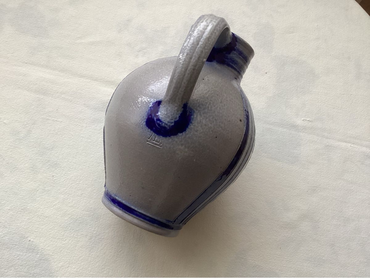 Caraffe: Steingut-Krug, glaciert, 1 Liter Inhalt – Nuovo (secondo la descrizione) da Lausanne venduto da Ulpet 3