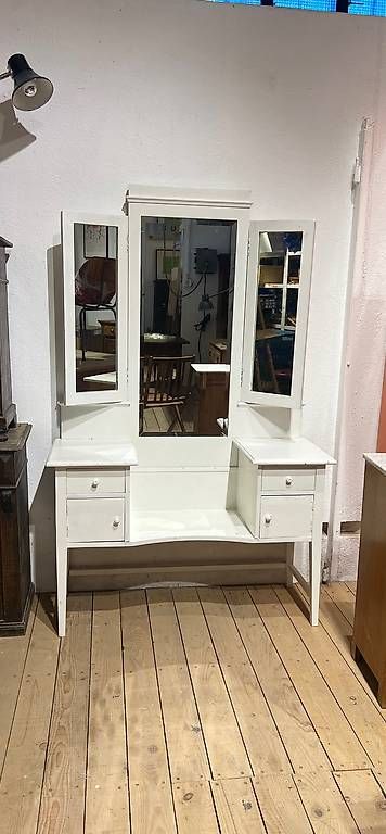 Coiffeuses: Coiffeurmöbel / Schminktisch – D'occasion à Gunzwil par vintage-bazaar