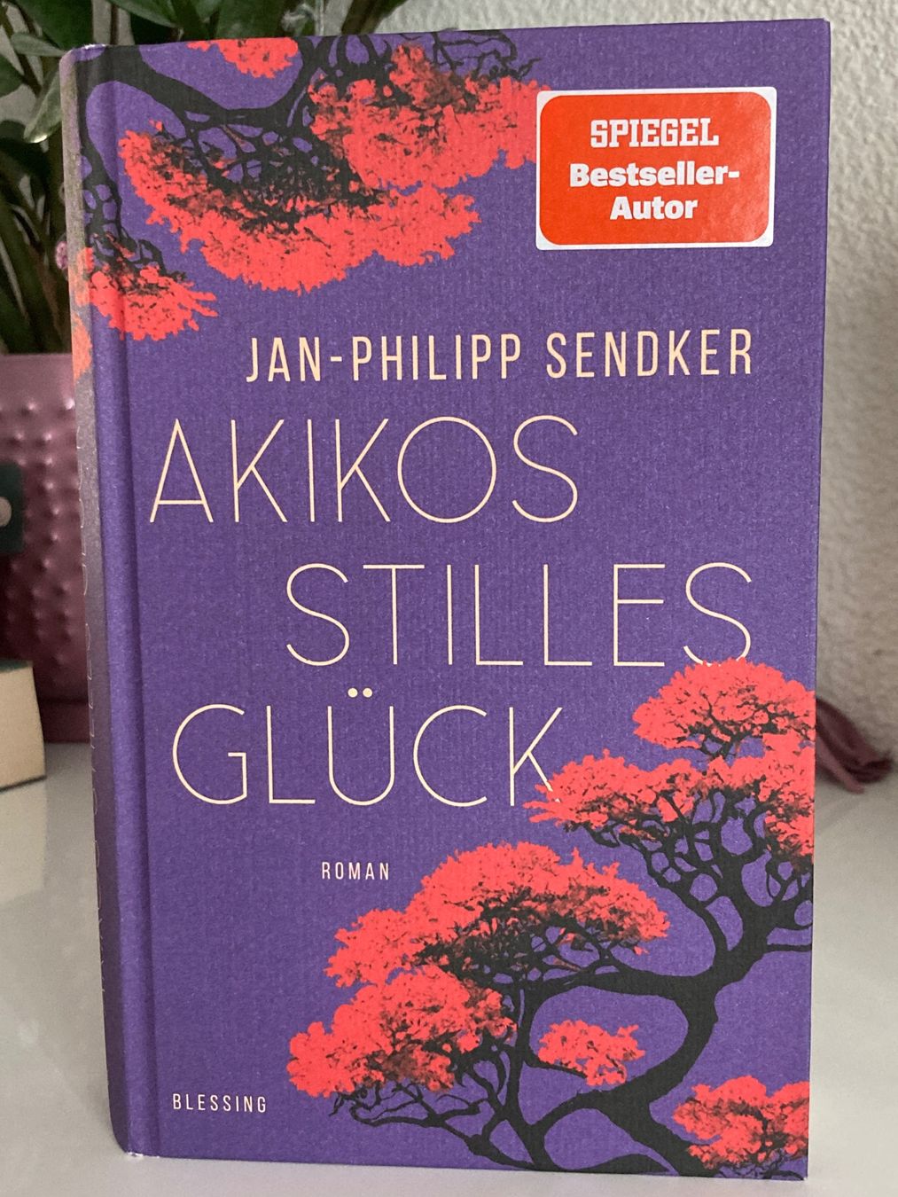 Libri: Akikos stilles Glück -Jan-Philipp Sendker – Usato da Frauenfeld venduto da AlphaCentauri_369_