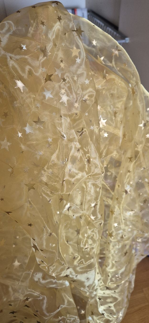 Stoffe: Organza Stoff mit Sternen – Gebraucht aus Rifferswil von Tinaa1987
