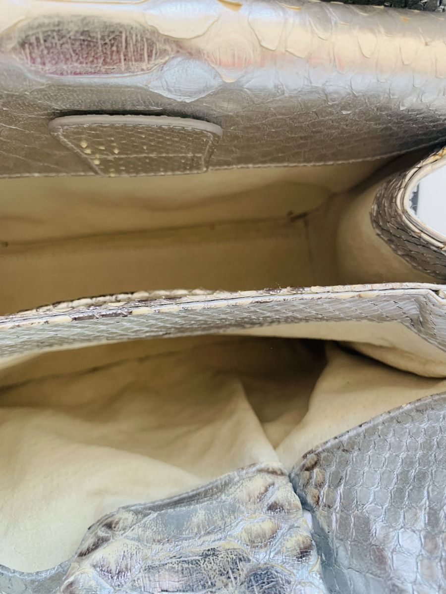 Bulgari Taschen für Damen: BULGARI Python Clutch silber wie neu – Gebraucht aus Herrliberg von nominemola 3